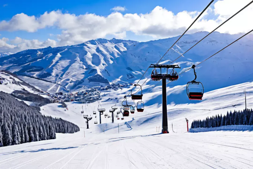 Abtenau/ síbérlet árak, sípályák, pályaszállások:  Családok síparadicsoma a Dachstein-West régió szívében