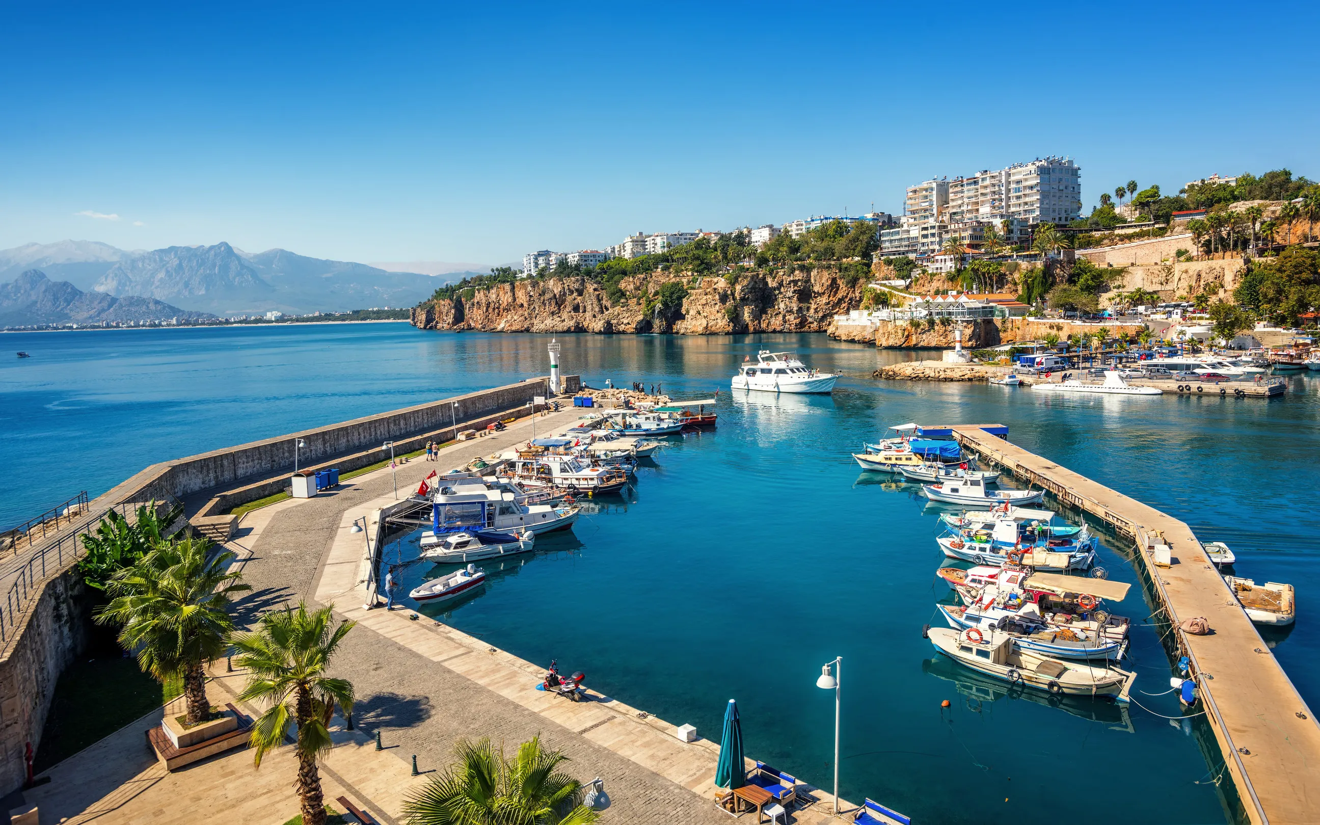 Antalya 6 nap/5 éjszaka repjeggyel és szállással 63.865 Ft/fő