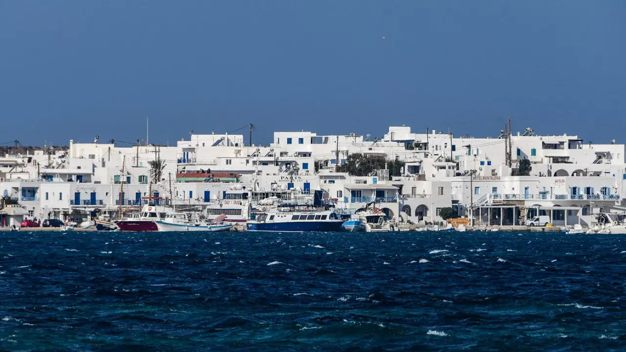 Antipárosz – kis éden a nagytestvér árnyékában