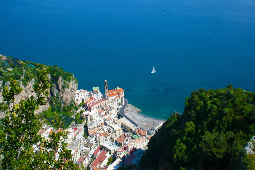 Atrani – mesebeli város az Amalfi-parton