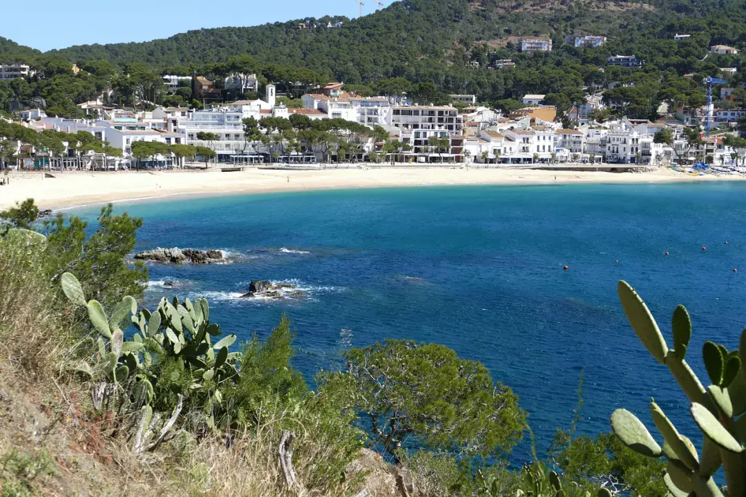 Barcelónai El Prat repülőtérről hogyan juthatunk el a Costa Bravara?