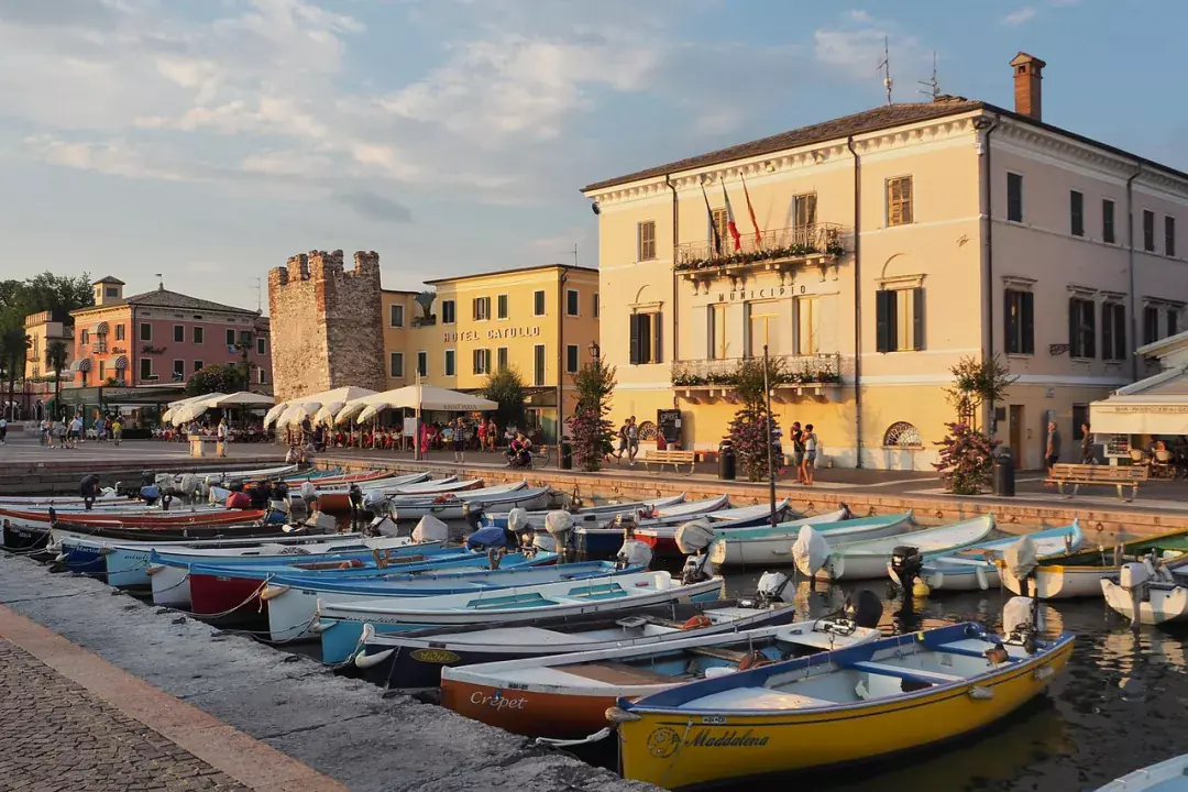 Bardolino a napfényes üdülőhely