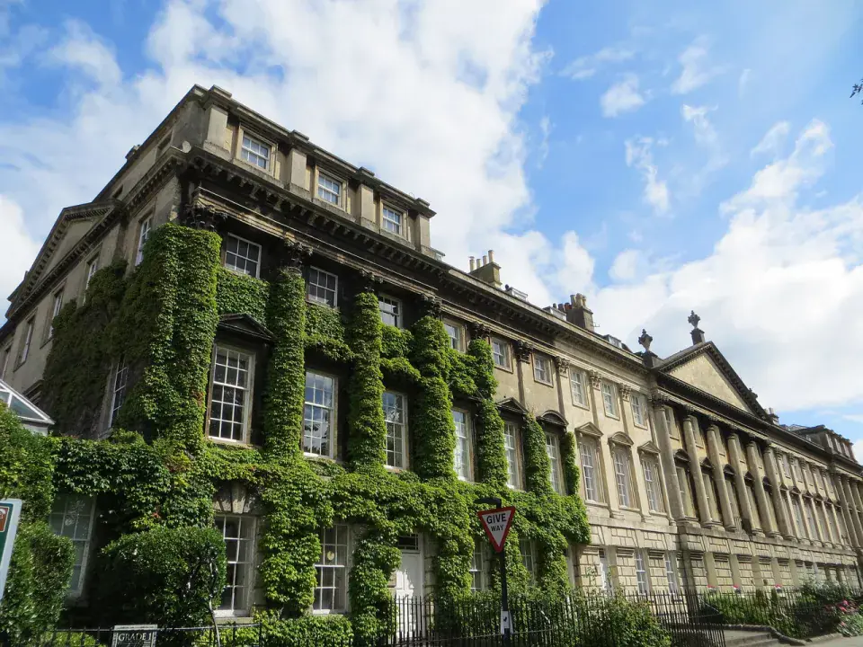 Bath a gyógyító fürdőváros