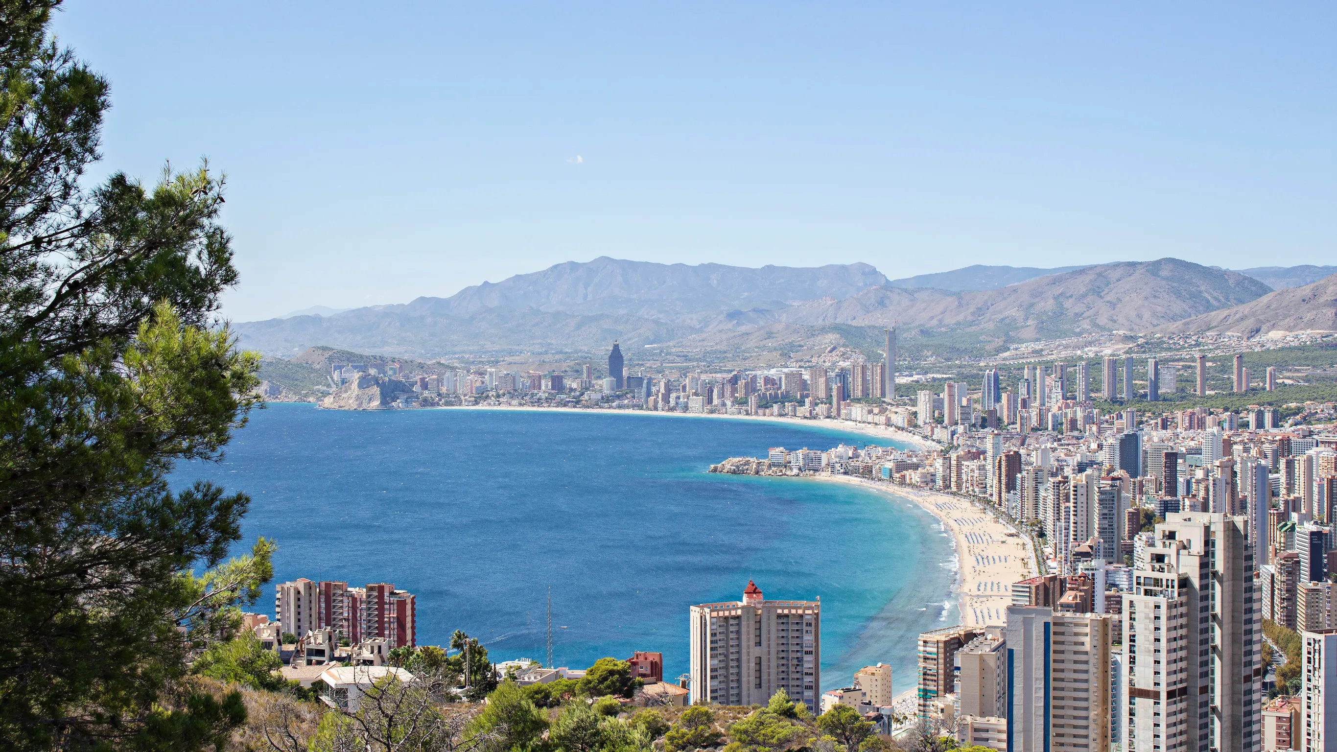 Benidorm 6 nap/5 éjszaka repjeggyel és szállással 67.860 Ft/fő