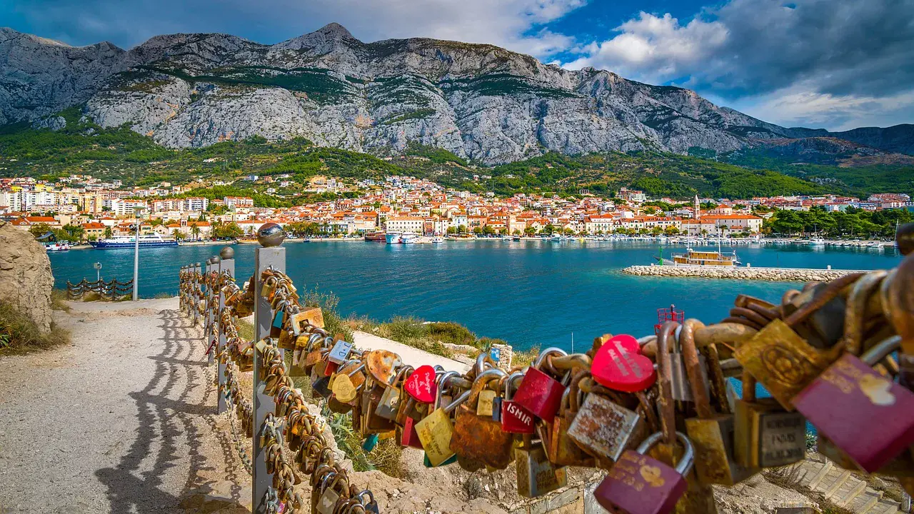 Makarska a napfény és a tenger szerelmeseinek paradicsoma
