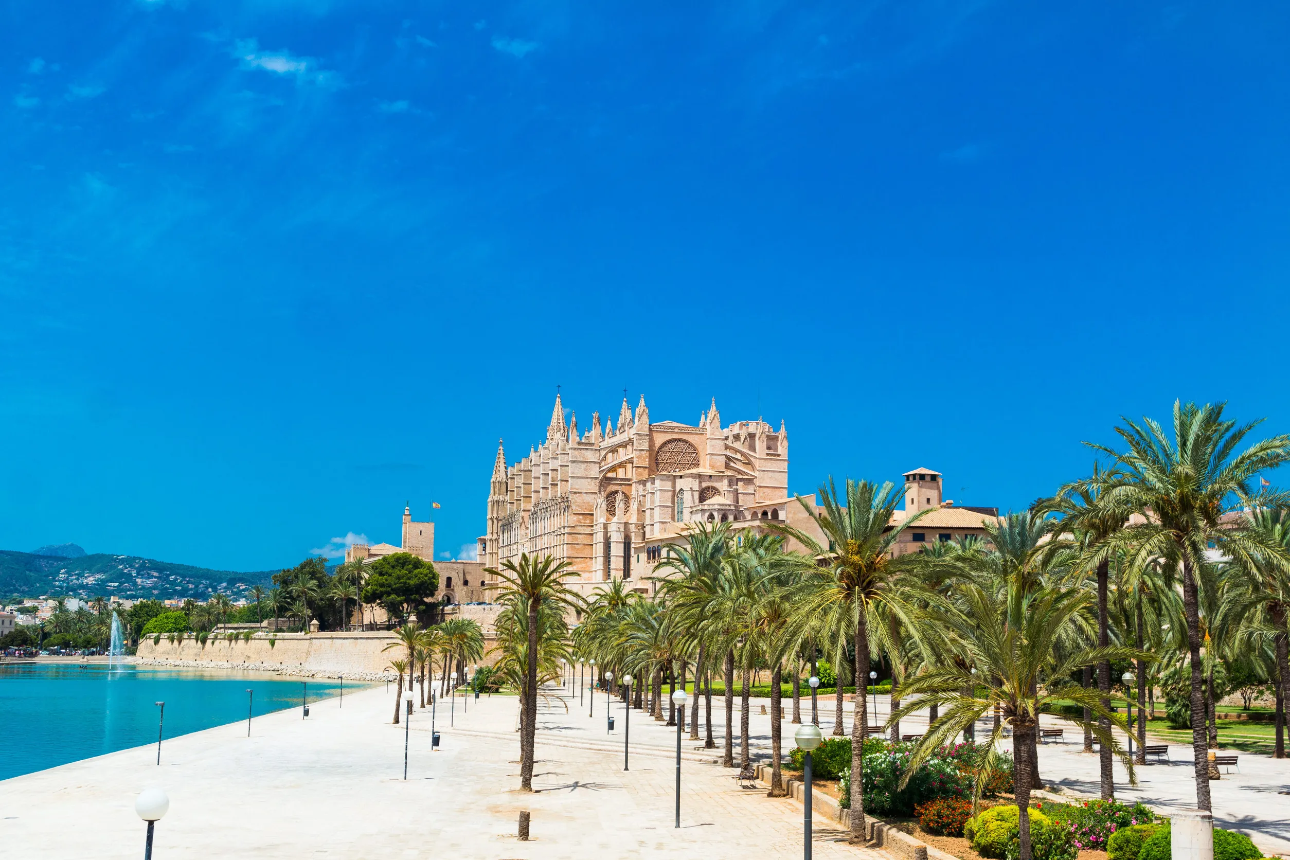 Mallorca 5 nap/4 éjszaka repjeggyel és szállással 57.950 Ft/fő