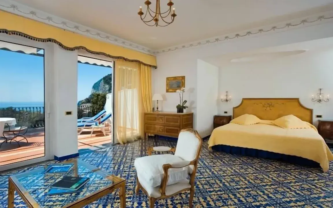 Mennyibe kerül 1 hét szállás Capri szigetén 2024-ben?