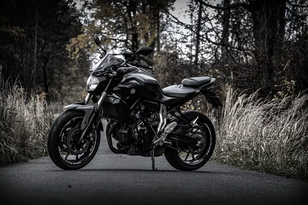 Motorok kezdőknek: milyen hengerűrtartalom, tömeg és teljesítmény az ideális?