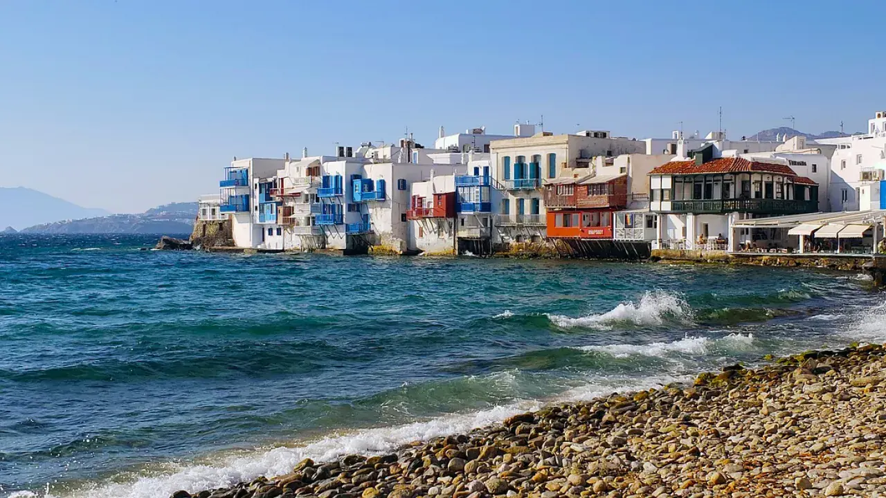 Mykonos, a fesztiválok és a hagyományok otthona