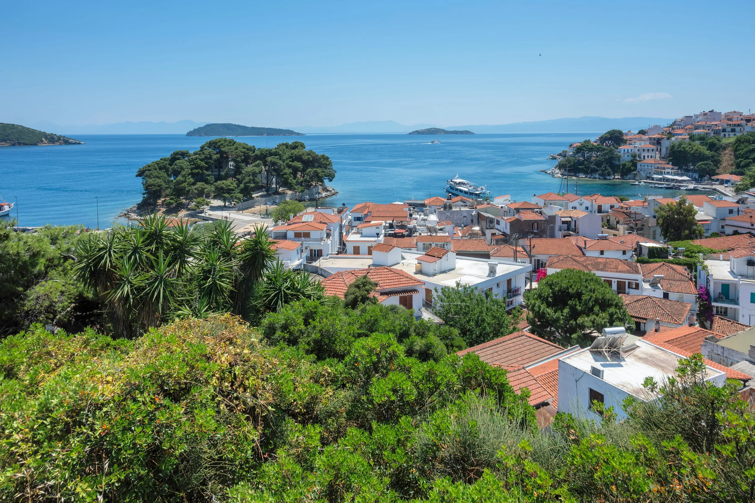 Skiathos a "Mamma Mia" sziget 8 nap/7 éjszaka repjeggyel és 4 csillagos szállással 101.802 Ft/fő