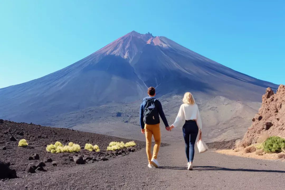 Szerelem a Teide lábánál - novella sorozat a Kanári-szigetekről