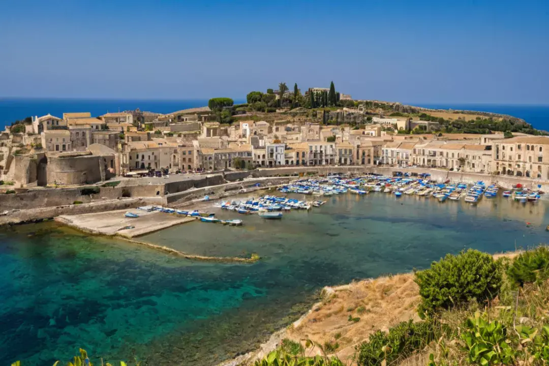 Együtt a család Szirakúzában