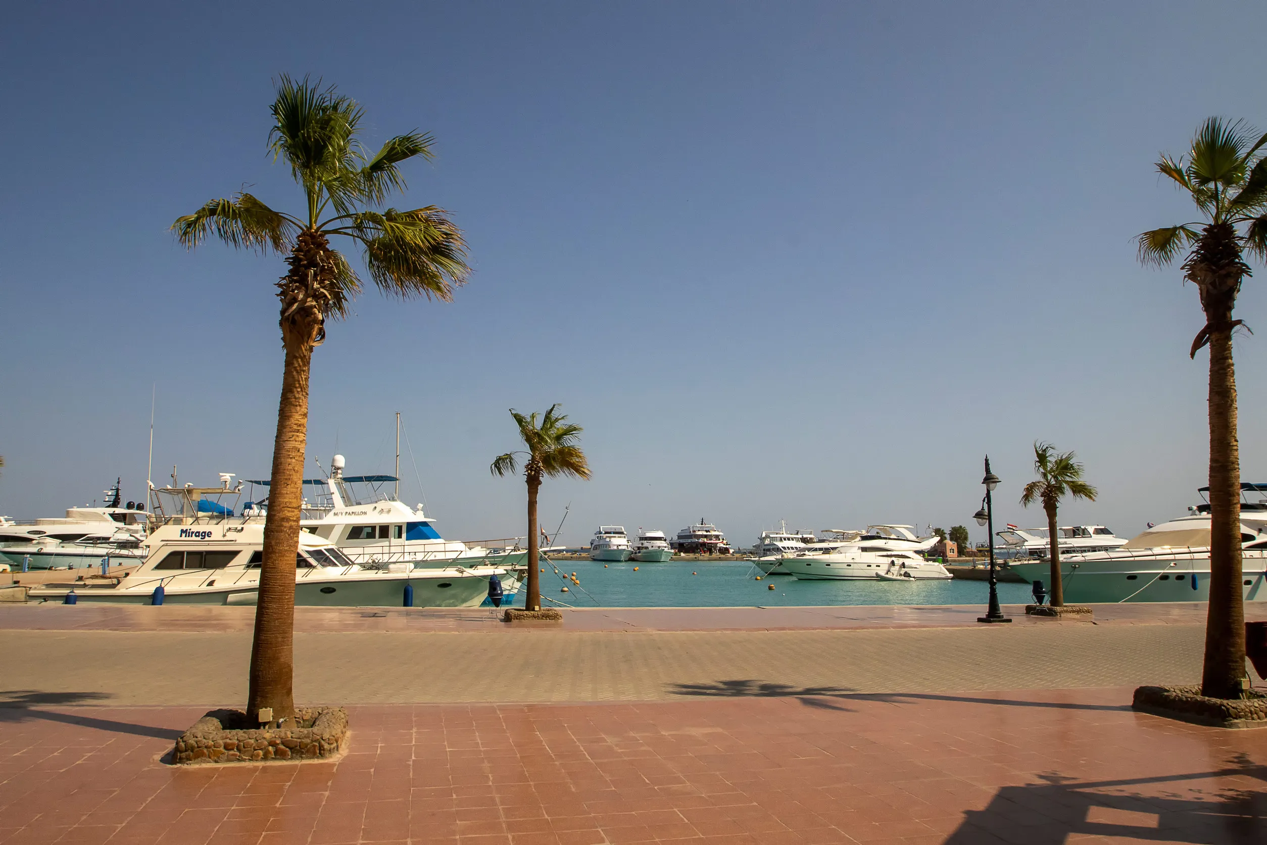 Télből a nyárba! Hurghada 8 nap/7 éj repülővel + 3 csillagos medencés szállással és reggelivel 75.442 Ft/fő 