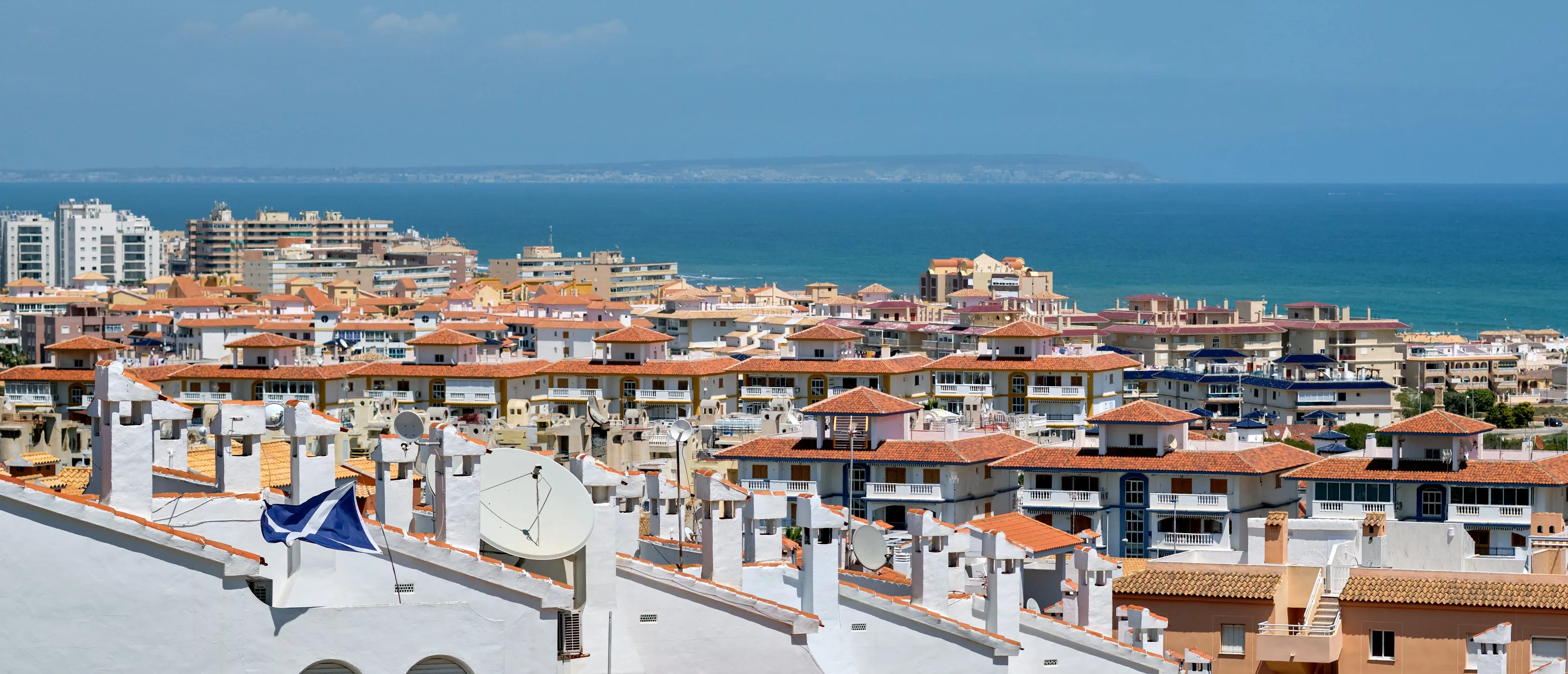 Torrevieja 4 nap/3 éjszaka repjeggyel + 3 csillagos szállással 54.680 Ft/fő