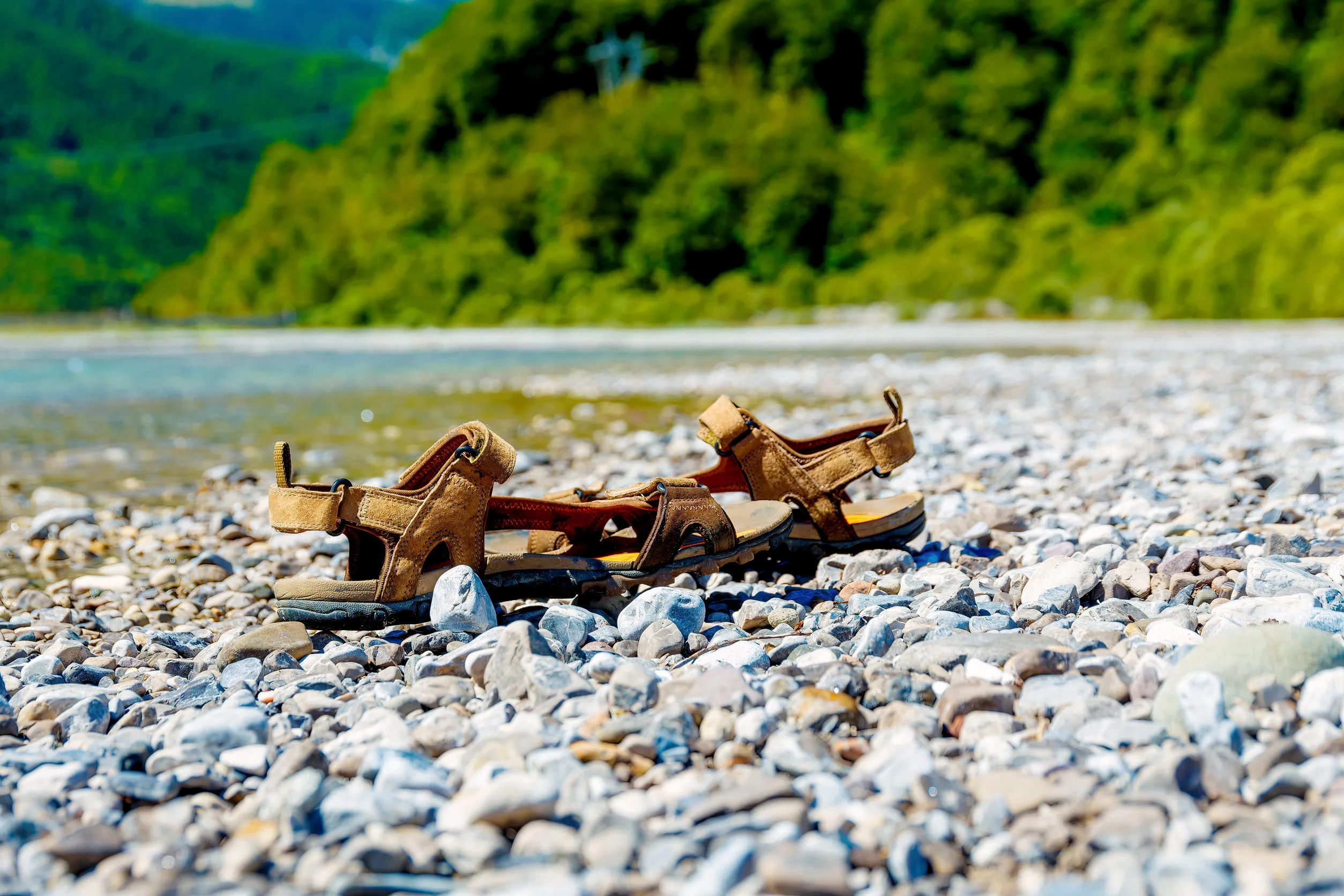 Túraszandál vagy túracipő? 7 meglepő ok, amiért nyáron a szandálban jársz jobban.